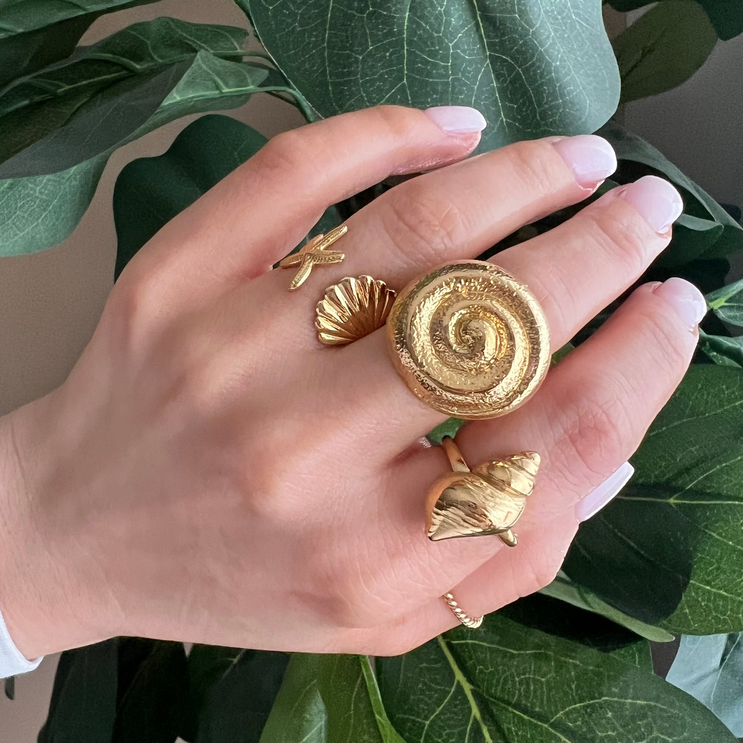 LEYLA SPIRAL OPEN RING