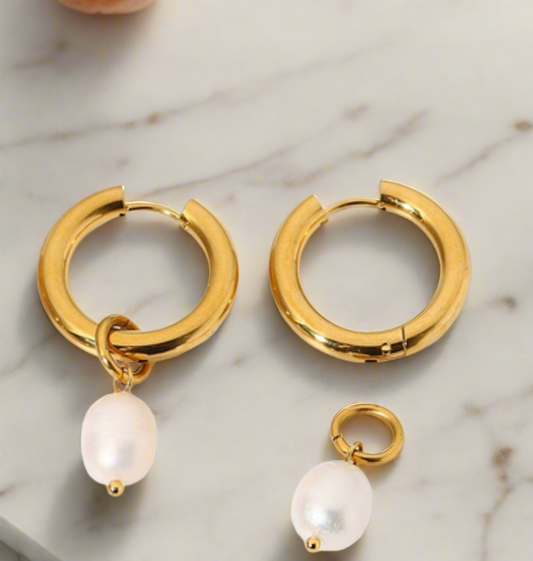 FRESHWATERS PEARL HOOP EARRINGS