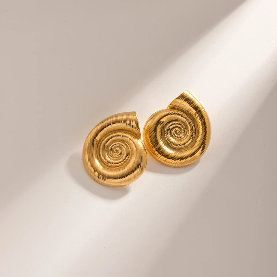 SPIRAL CONCH EARRINGS