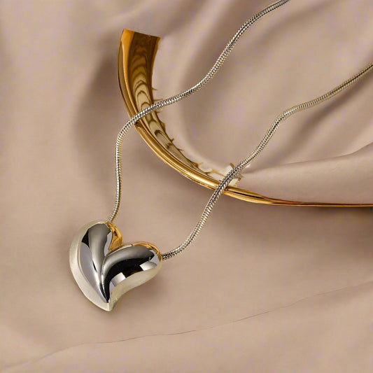 LUXA OVERSIZED HEART NECKLACE