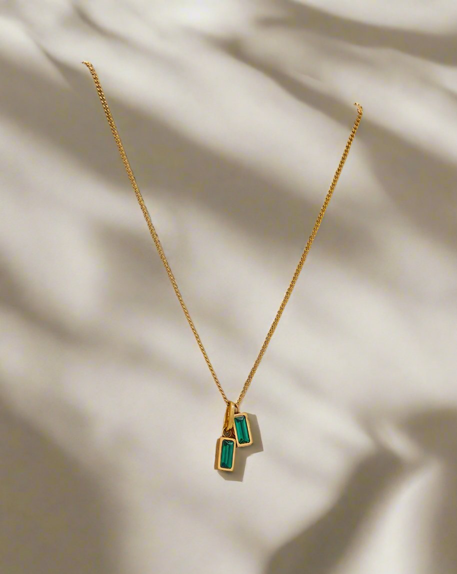 GREEN FALL NECKLACE