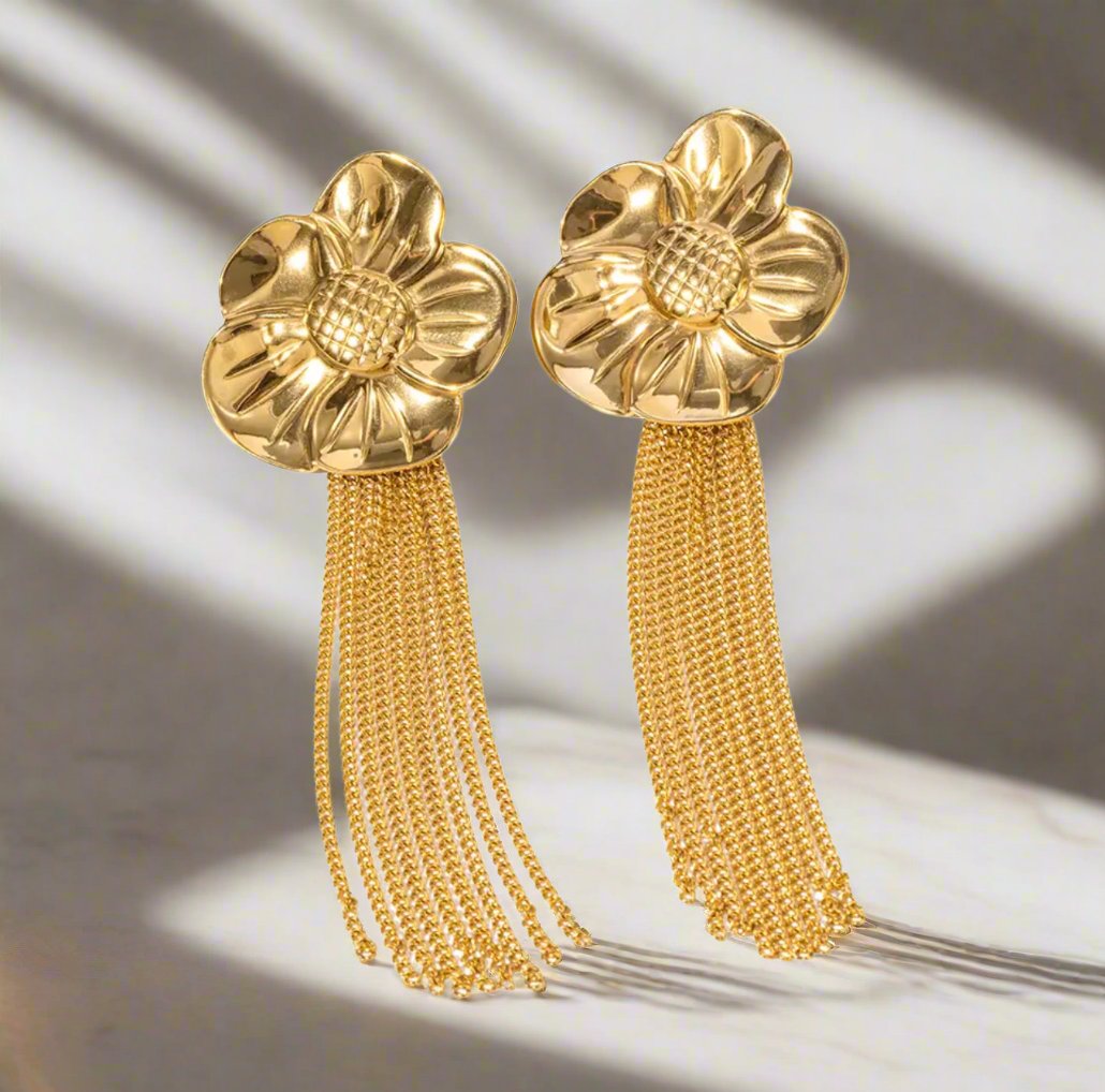 DAHLIA GOLDEN EARRINGS