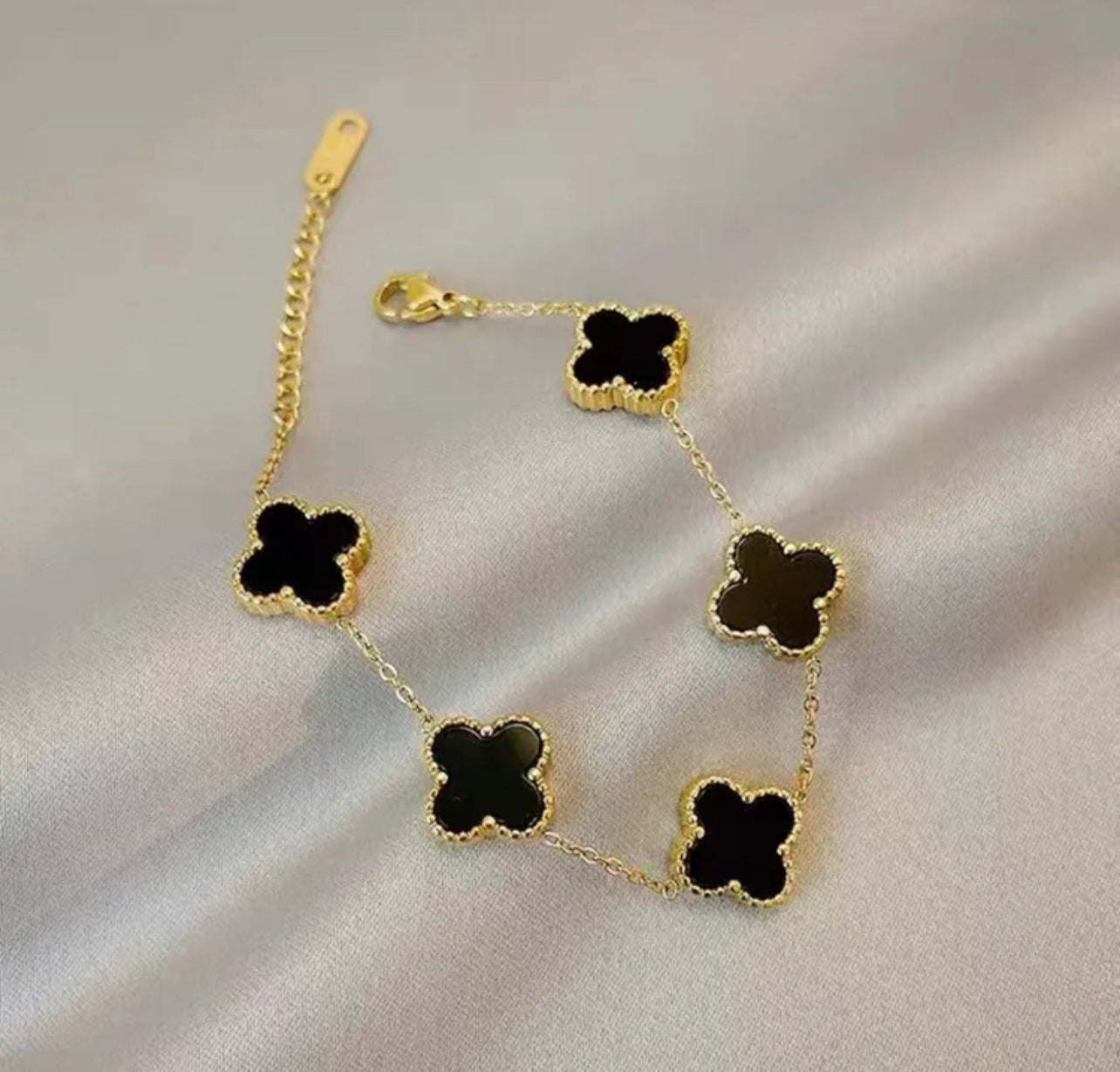 CLOVER BRACELET