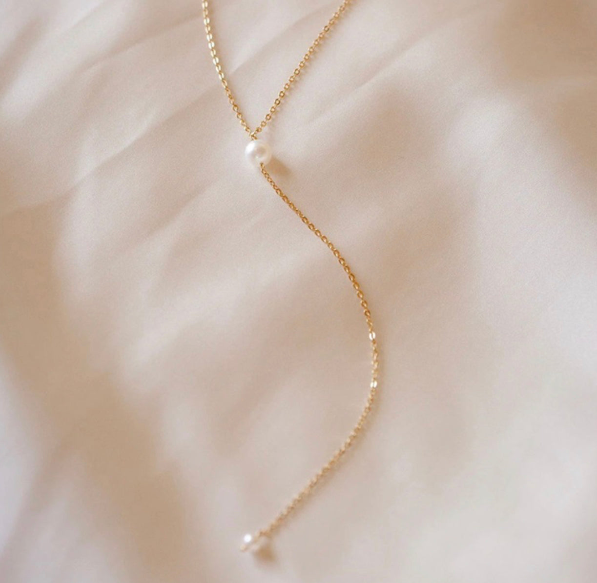 PEARLS NECKLACE