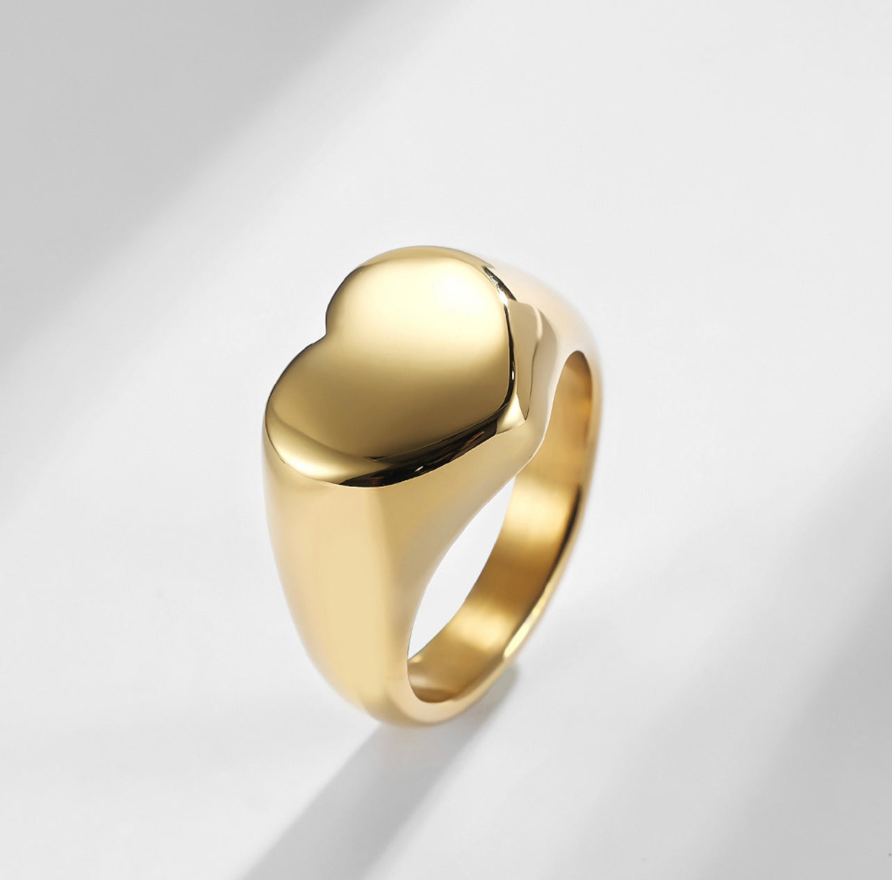 HEART SHAPE RING